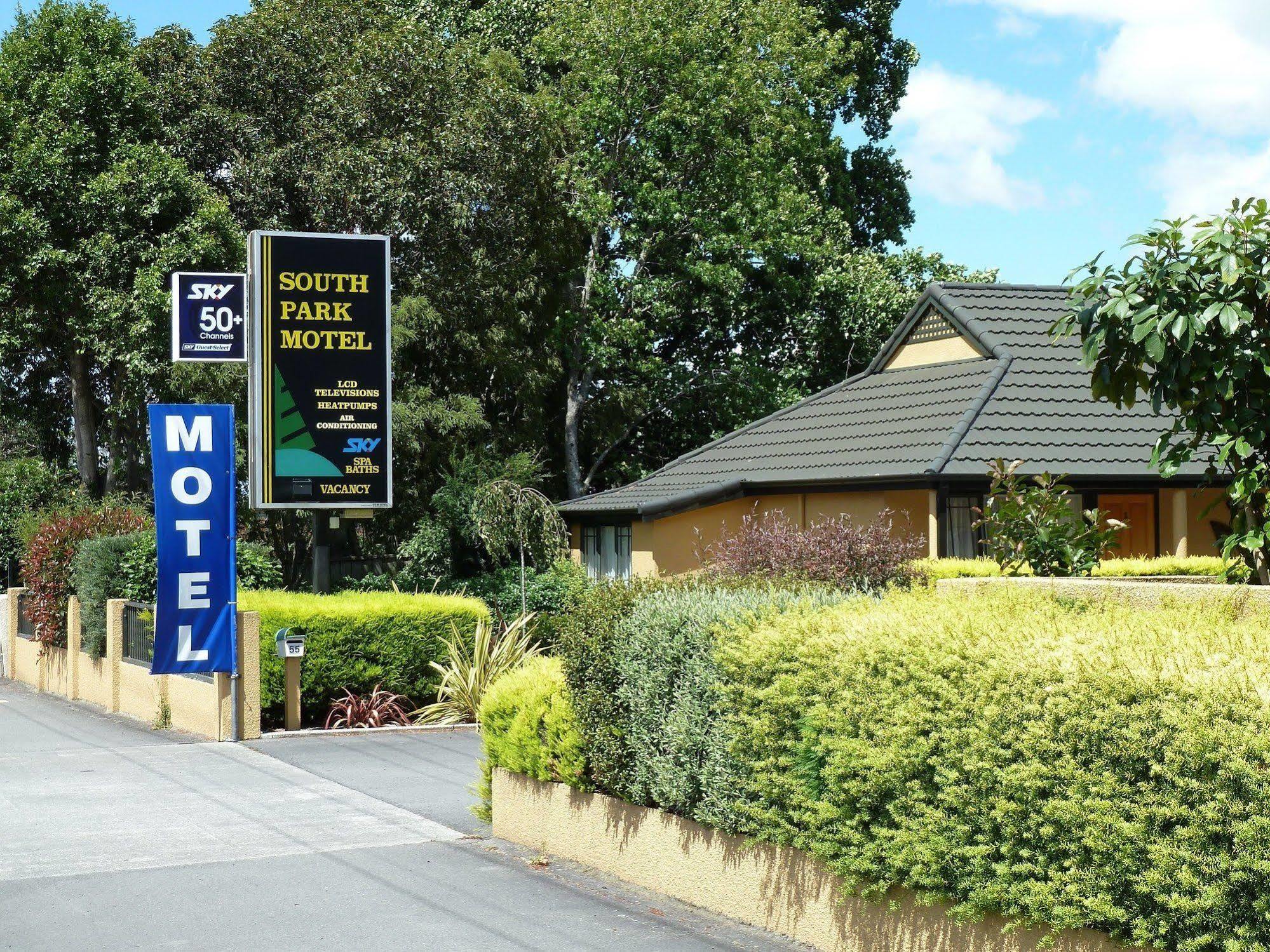 South Park Motel Masterton Eksteriør billede