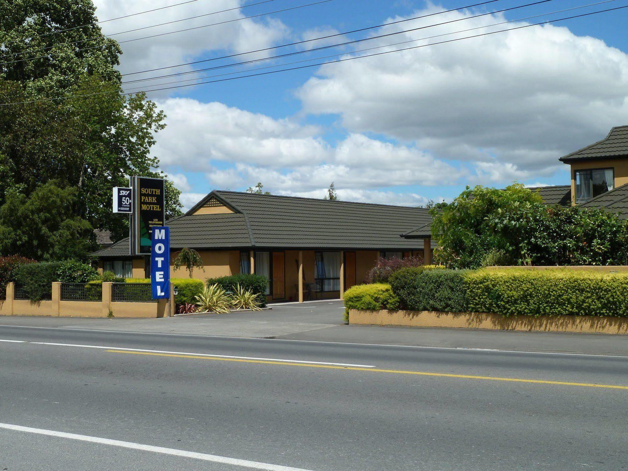 South Park Motel Masterton Eksteriør billede